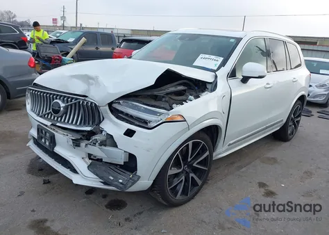 2021 Volvo Xc90 Recharge Plug-In Hybrid T8 Inscription Expression 7 Passenger from USA, damaged, VIN YV4BR0CK0M1717099
